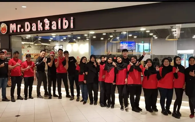Mr.Dakgalbi Kelantan (KB Mall) - Beautiful ocean view