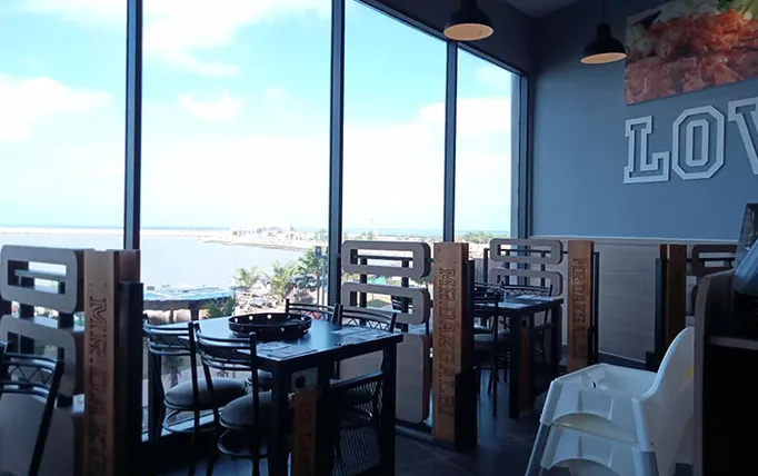 Mr.Dakgalbi KTCC (Kuala Terengganu) - Beautiful ocean view