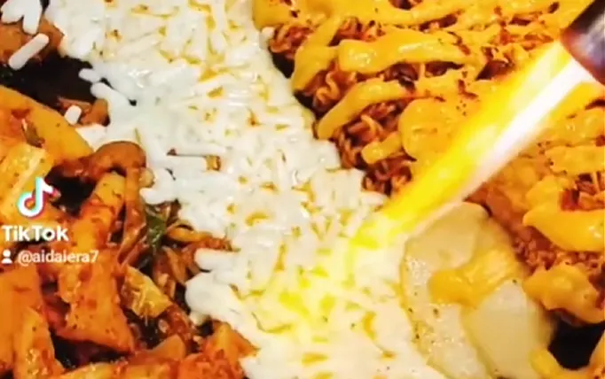 Mr.Dakgalbi Kelantan (KB Mall) - New Menu Chi☆Chi☆Chi