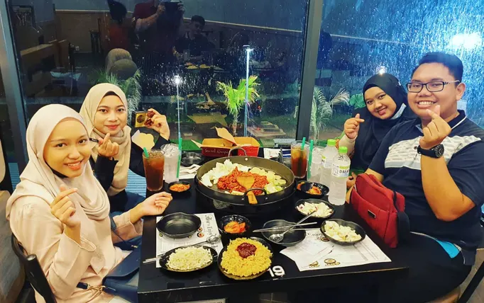 Mr.Dakgalbi KTCC (Kuala Terengganu) - Be with our customers